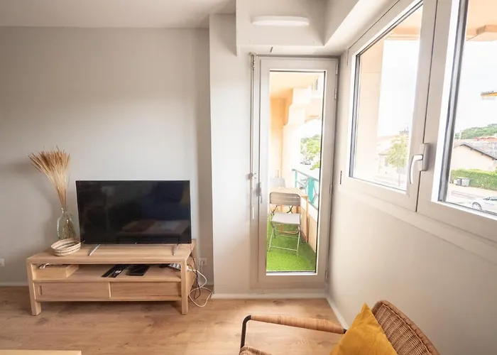 2/4 Pers. + Parking / Le Perchoir شقة